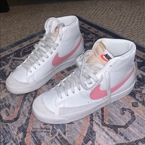 Nike Mid Blazers ‘77